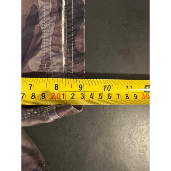 Vtg Fishworks Board Shorts Mens 40 9" Camo AOP Swim Trunks Outdoor Y2K - Picture 7 of 7